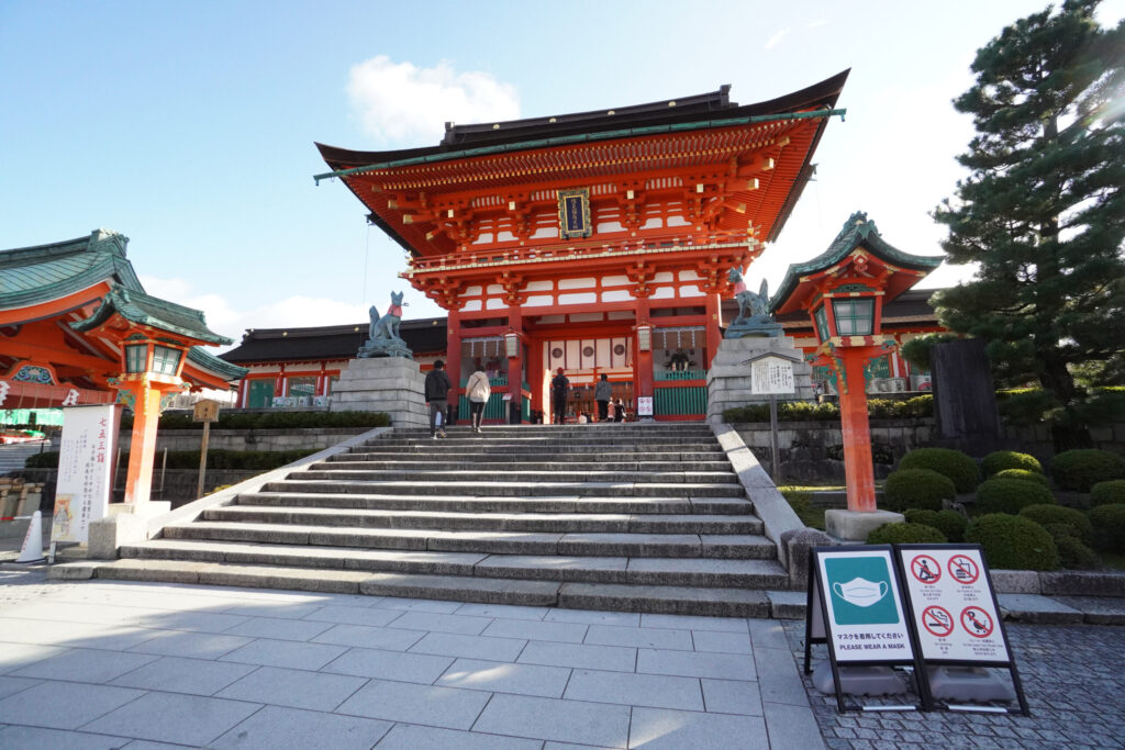 京都伏見稲荷大社 重要文化財 楼門
