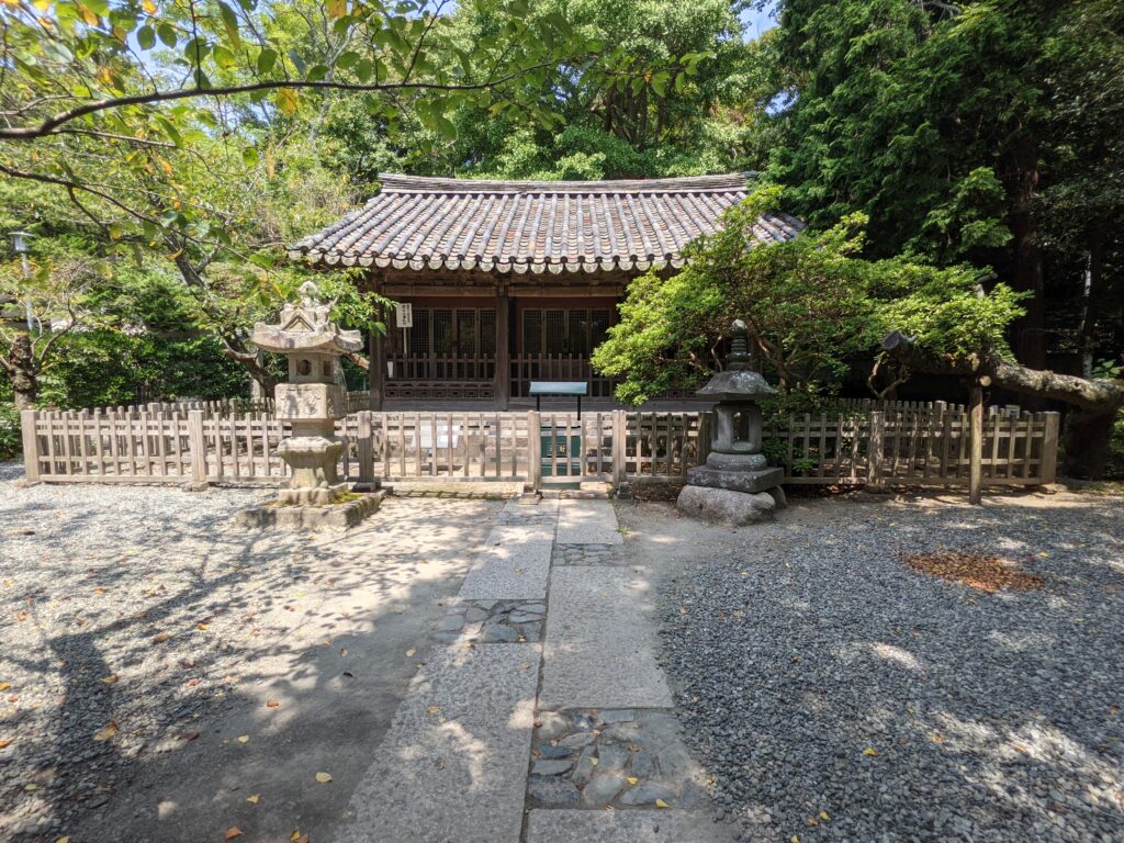 鎌倉 高徳院の観月堂